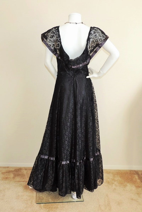 Vintage Victorian Dress, Black Lace Fit & Flare G… - image 6