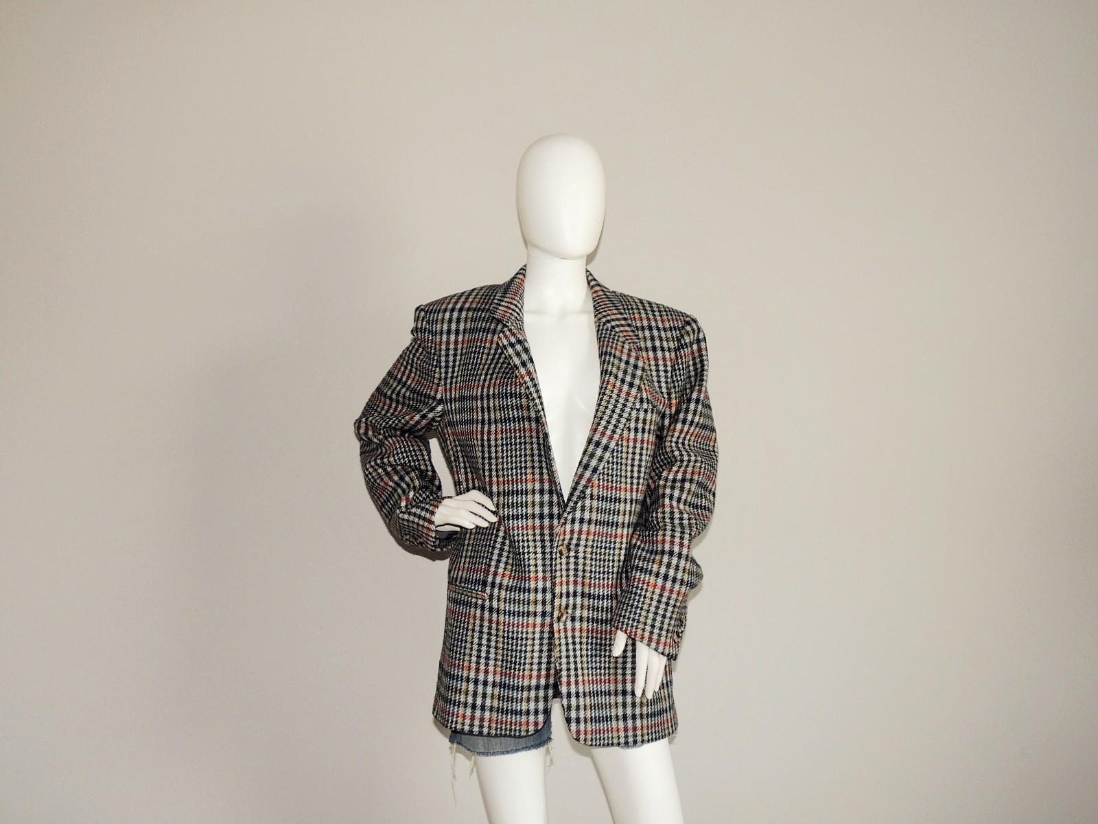 Hugo Boss, Vintage Hugo Boss Jacket Woven by Alexanders of Scotland for Boss, Hofmann Herren-Moden Pure New Wool Plaid Jacket, Unisex Tartan Coat