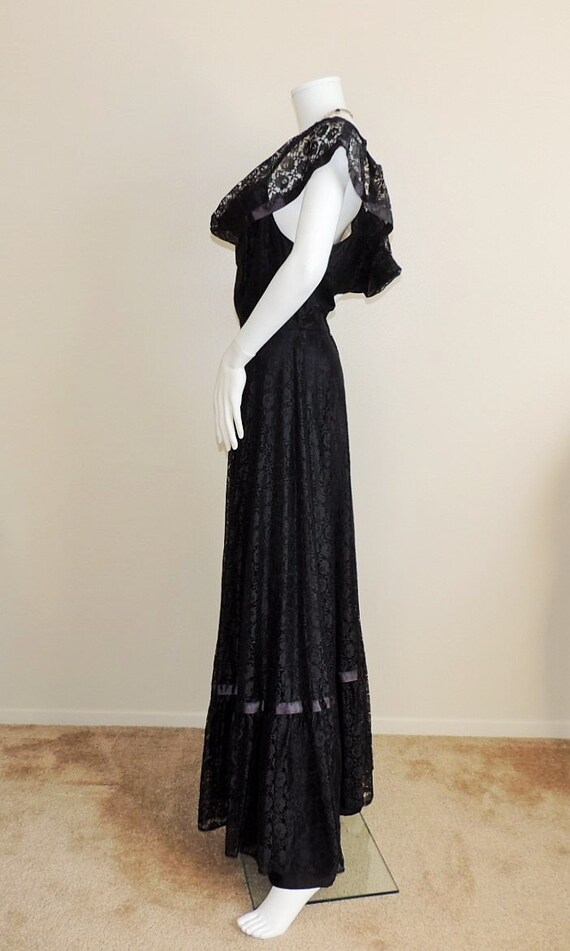 Vintage Victorian Dress, Black Lace Fit & Flare G… - image 8