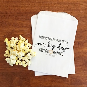 LINED Wedding Popcorn Bags - Wedding Popcorn Favor Bags - Personalized Wedding Popcorn Bar Bags - Thanks for Popping In Bags - Snack Bags