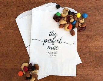 Wedding Trail Mix Favor Bags LINED - Perfect Mix Bags for Weddings - Trail Mix Bar Bags - Rustic Wedding Favors for Guests - Snack Bags