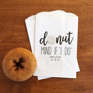 Wedding Donut Bags LINED - Donut Mind If I Do Bags - Bridal Shower Donut Bags - Donut Treat Bags - Donut Bags for Wedding - Donut Bar Bags