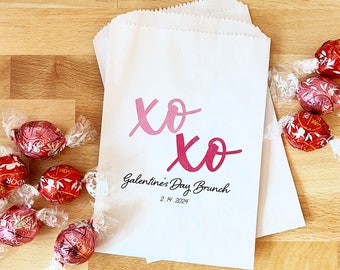 Personalized Valentines Day Candy Bags - Galentine's Day Party Favor Bags - XOXO Cookie Bags - Goodie Bags - Treat Bags Paper LINED