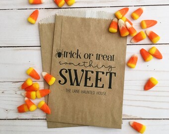 LINED Halloween Goodie Bags - Halloween Party Treat Bags - Trick or Treat Classroom Party Decorations - Halloween Candy Bags Paper KRAFT