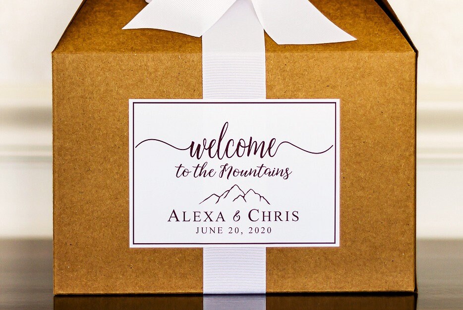Customized Wedding Wedding Stickers Invitation Seals Personalized Label  Name Date Birthday Party Favors Gift Box Decoration Bag 220618 From Kua10,  $10.9