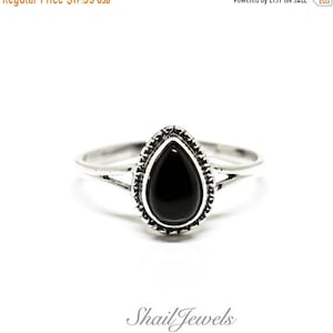 Black Obsidian ring set in sterling silver 925. Size -5, 6, 7, 8, 9. Natural authentic Teardrop black obsidian.