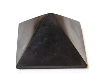 Natürliche Schungit 5cm Pyramide, EMF-Schutz, Meditation, Schutz, Wohnkultur, Entgiftung, Reinigung, Wurzelchakra