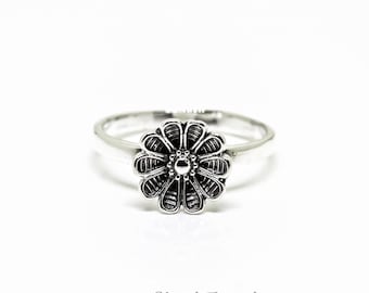 Sterling Silver Flower Ring, Dainty Floral Band