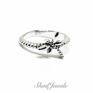 Sterling Silver Dragonfly Ring, Size-5, 6, 7, 8, Solid 925 Silver, Detail Silver Work, Midi Ring, Stacking, Dainty Ring