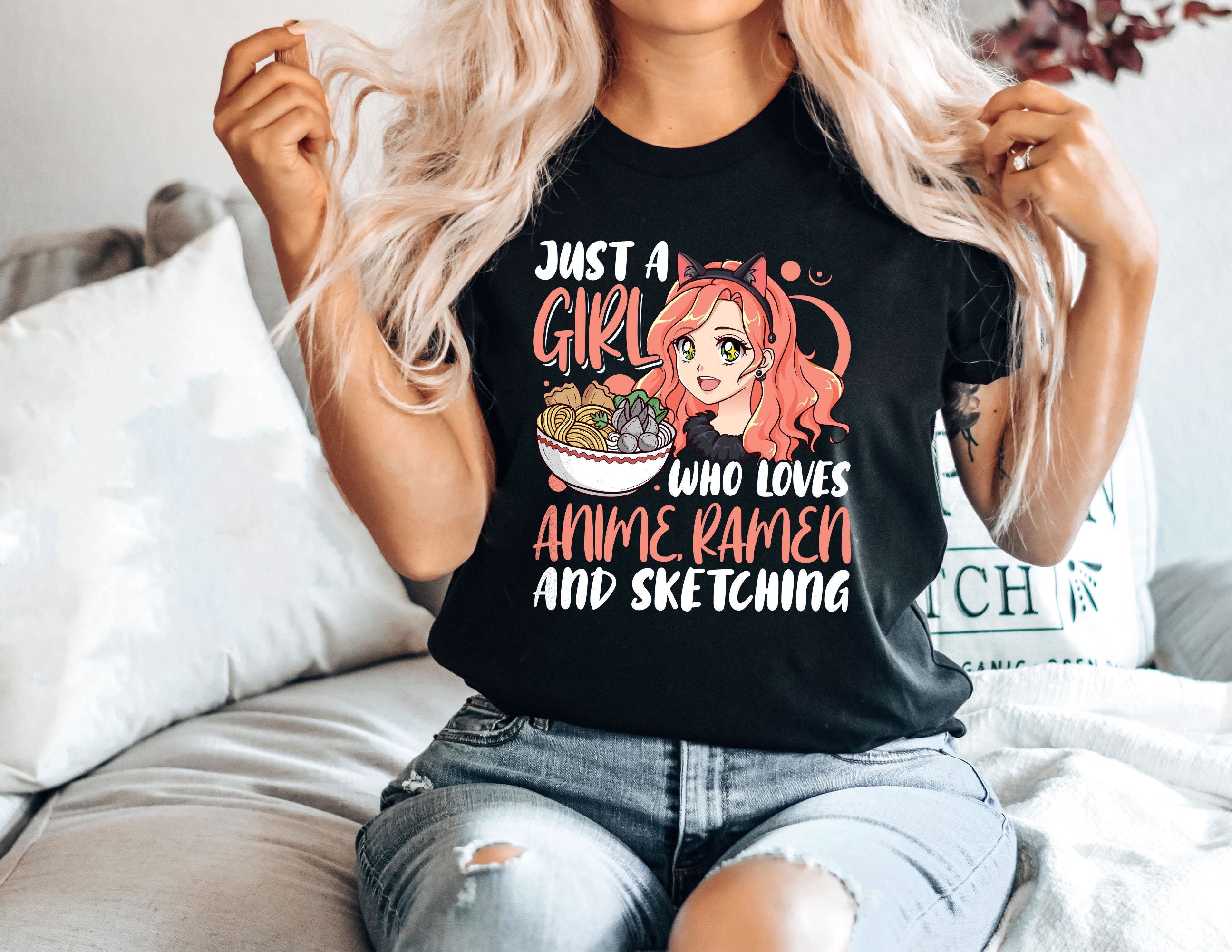 Anime and Sketching Sweater / Anime Fan Girl Sweatshirt / 