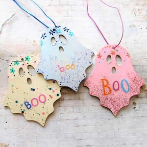 Cute halloween ghost decor, halloween decorations, spooky ghost ornaments, whimsical ghosts, fall decorating, home decor, ghost gifts
