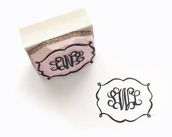 Monogram Three Initials within Sweet Frame Rubber Stamp | 010059