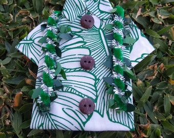 Ornement hawaïen de chemise d’origami