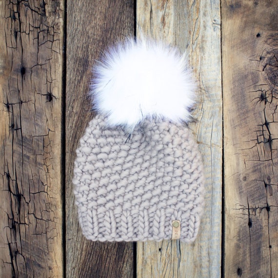 Pom Pom Beanie Slouchy // Luxury Wool Pom Pom Beanie  display picture 1
