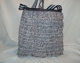 black&white ruffle