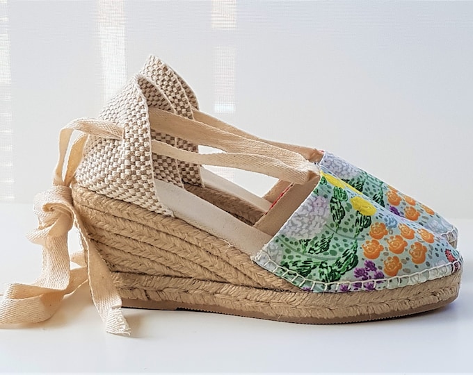 Lace-up Espadrille Wedges - BUGS COLLECTION - Made In Spain - www.mumicospain.com