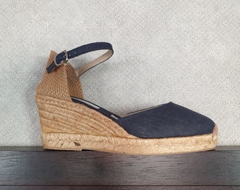 size EU 36 / US 6: espadrille wedges - ankle strap - navy linen - made in Spain - organic, ecologic, sustainable shoes