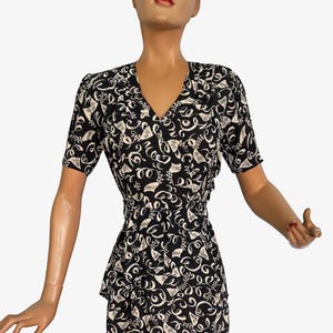 XS/S | 1940s Kite Novelty Print Peplum Dress