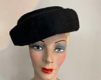 Vintage 1950s Fur Felt Black Hat