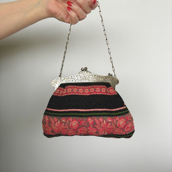 1920s/30s Pink and Green Embroidered Alpacca Purse - image 10