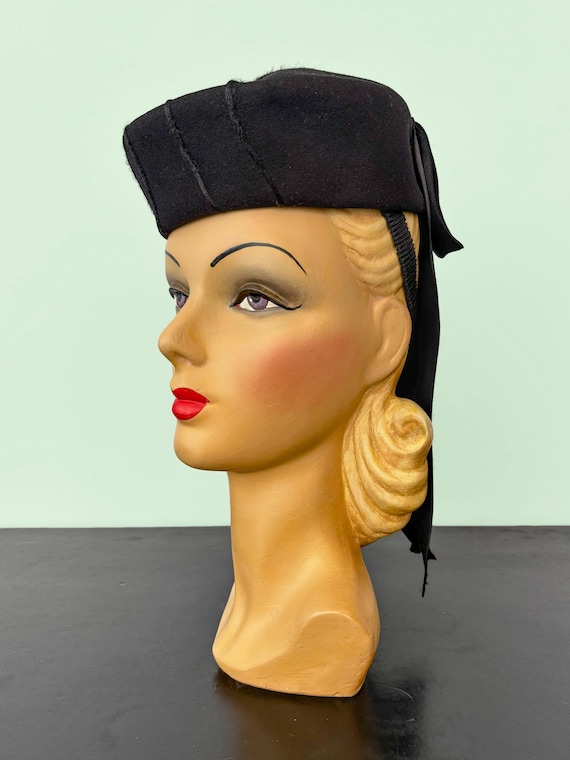 Vintage Black Wool Hat with Satin Bow Vintage Ruth Alan Designs Doeskin Felt 100% Wool Dress Hat  main image 2