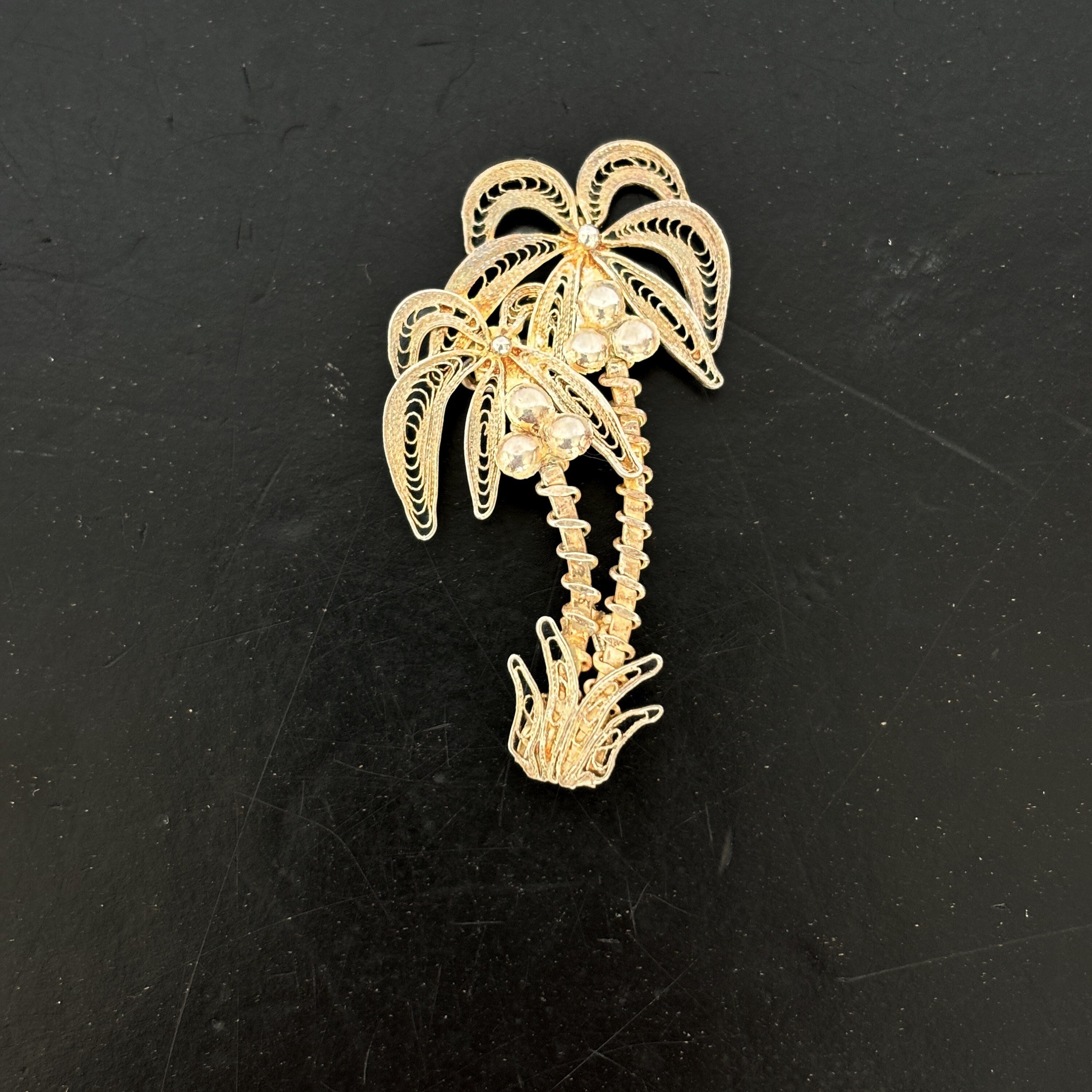 PETITE BROCHE PLUME | Hôtel Des Ventes De Monte-Carlo