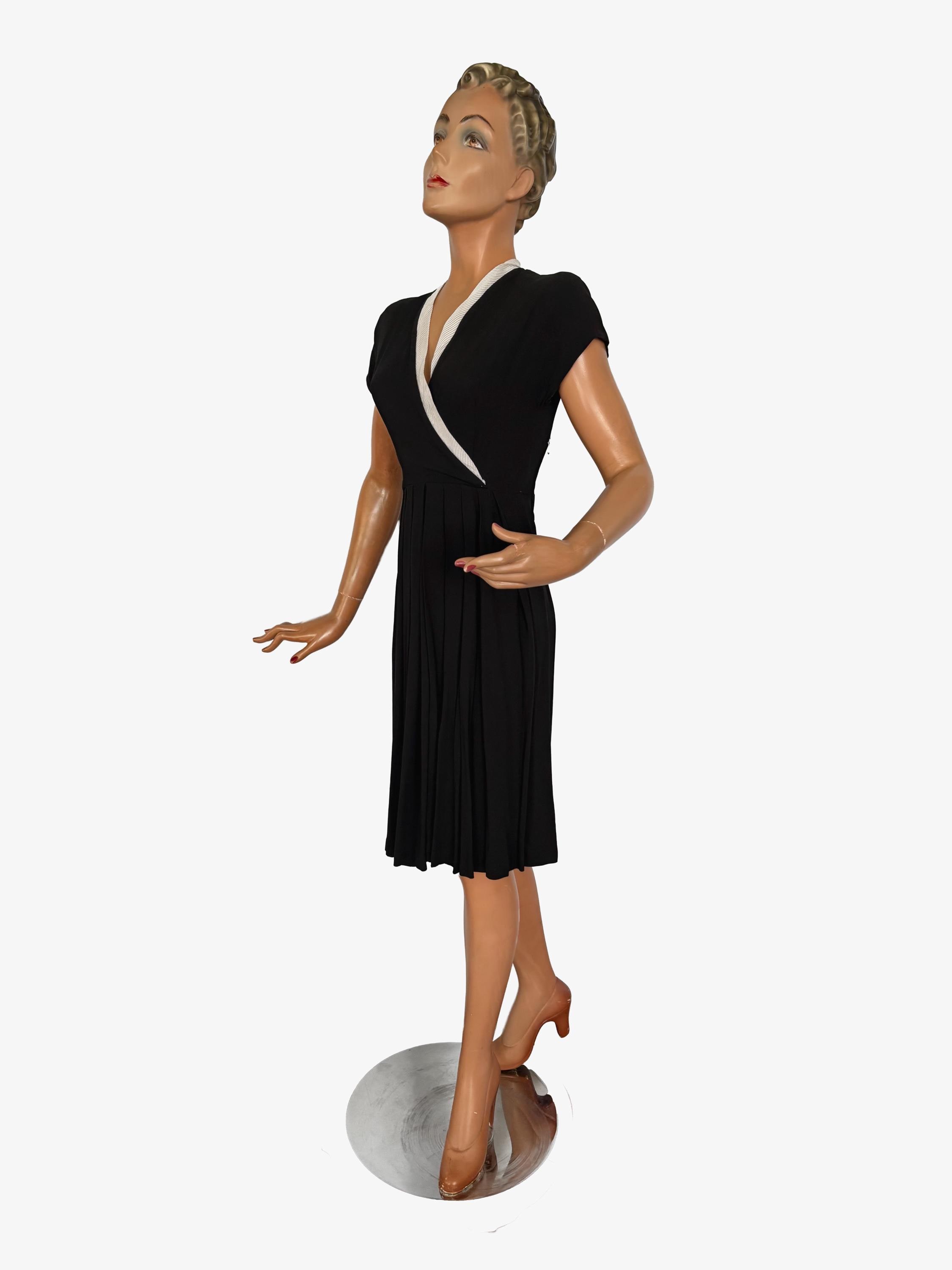 XXS/XS | 1930s/1940s Black Crepe Dress With White Organza Trim - Etsy