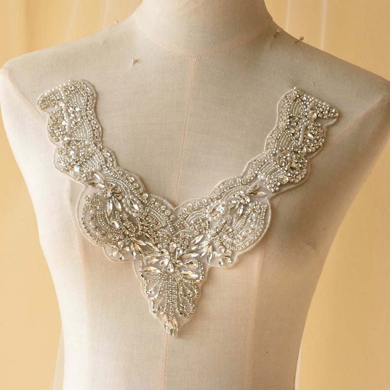 Neck Crystal Dress Neckline Applique Iron on Beaded Trims for Evening Dress Clear Rhinestone Applique V Party Costumes