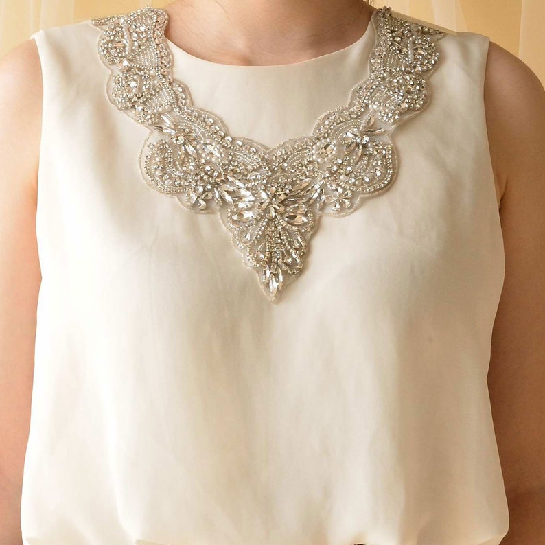 Neck Crystal Dress Neckline Applique Iron on Beaded Trims for Evening Dress Clear Rhinestone Applique V Party Costumes