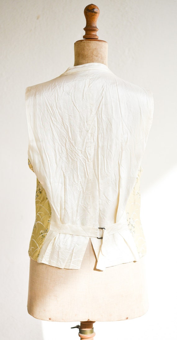 silk waistcoat vintage KENZO gold white flower bu… - image 8