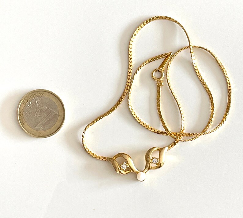 pendant necklace French vintage jewellery pearl cabochon diamanté polished yellow gold plate herringbone chevron chain stamp VPCP signed 80s image 1