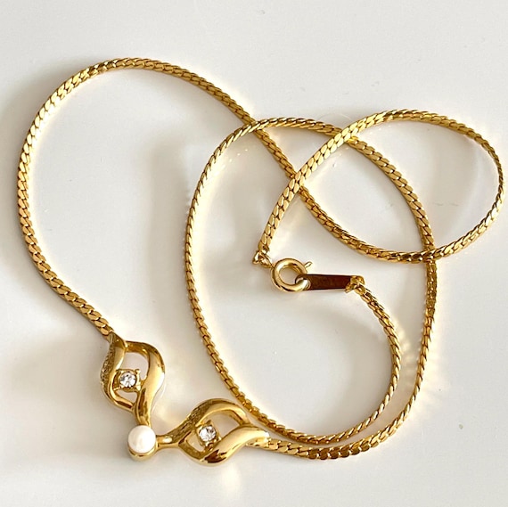 Collier Vintage Doré Avec Pendentif Cœur Strass - Longueur 42.5 Cm - Neuf Sans Emballage