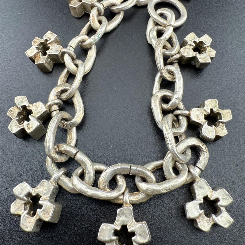 Bracelet Moderniste Vintage BICHE DE BERE - Paris - Argenté En étain - Longueur 22 Cm