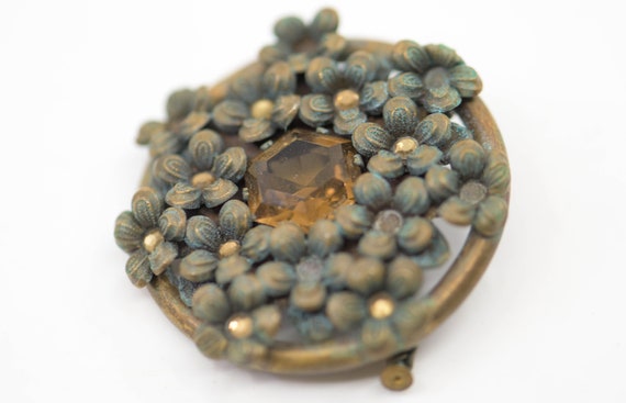 brooch French antique jewellery petal motif mount… - image 9
