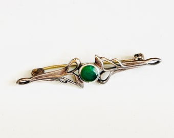 pin art nouveau dress jacket silver brooch green cabochon hallmark collectible antique jewellery vintage wedding accessory gift rare 1920s