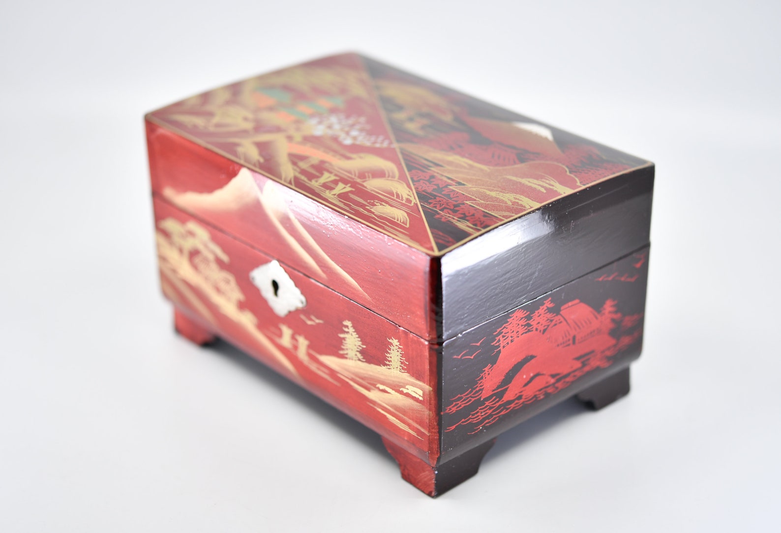 Vintage laca musical joyería caja de oro rojo paisaje oriental | Etsy