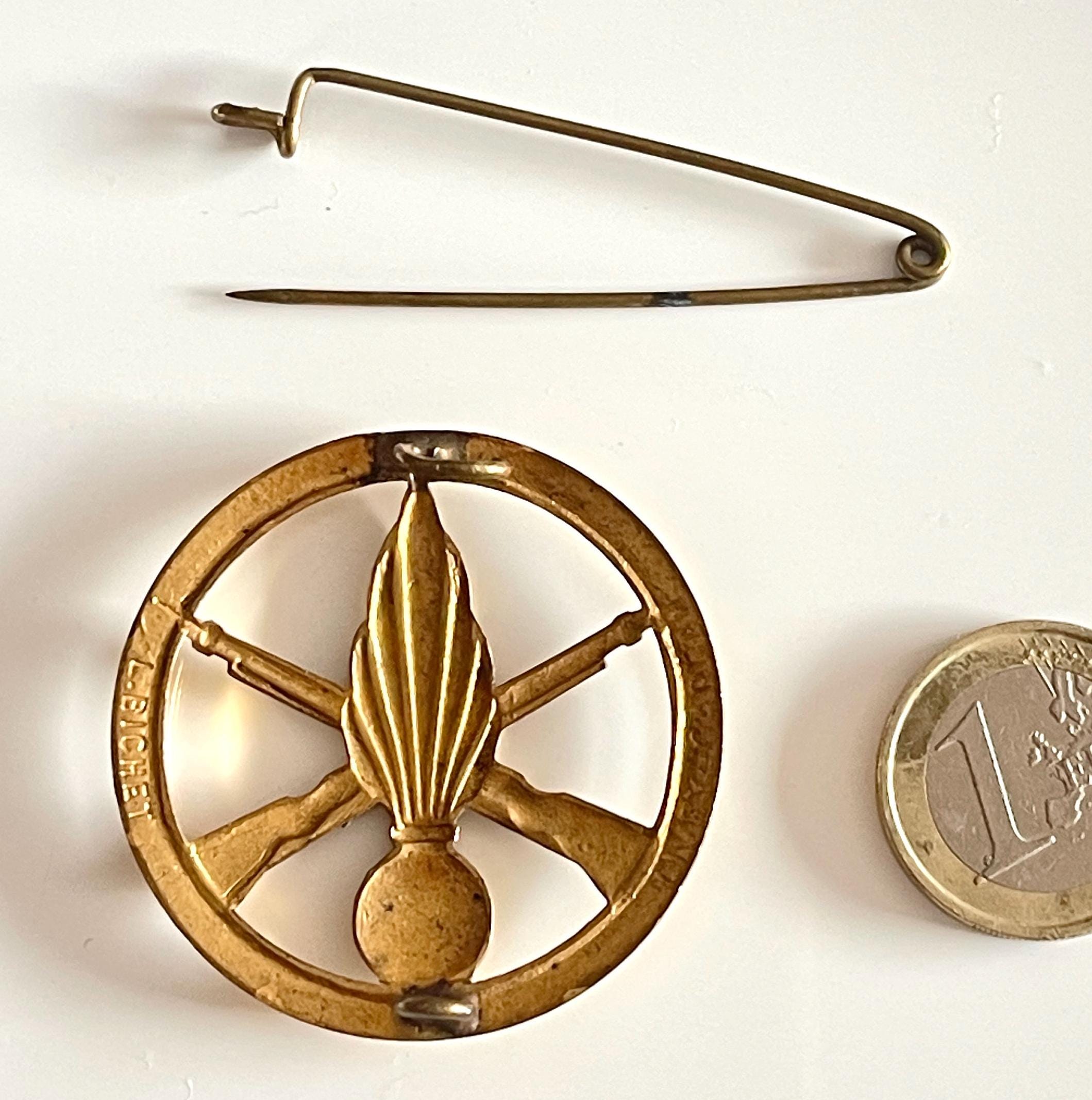 軍の記章ブローチ ベレー帽用ピンバッジ フランス歩兵