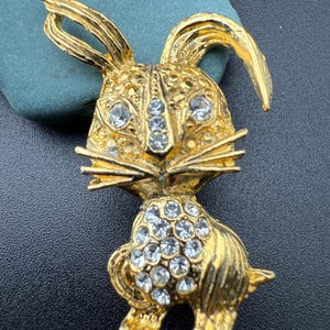 cute bunny rabbit brooch gold tone metal clear diamanté paste floppy ear vintage retro animal jewellery dress scarf coat English vintage pin