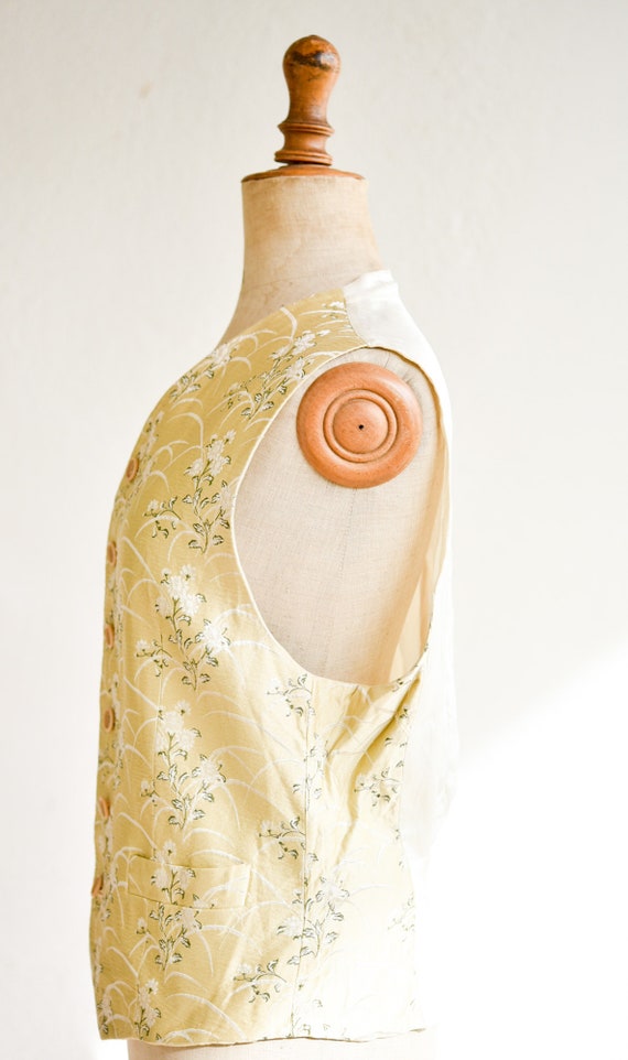 silk waistcoat vintage KENZO gold white flower bu… - image 10