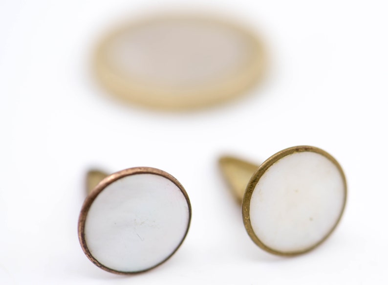 cufflinks antique French vintage mother of pearl MOP round face with mount and lever back brass tone metal formal wear dress shirt one pair
