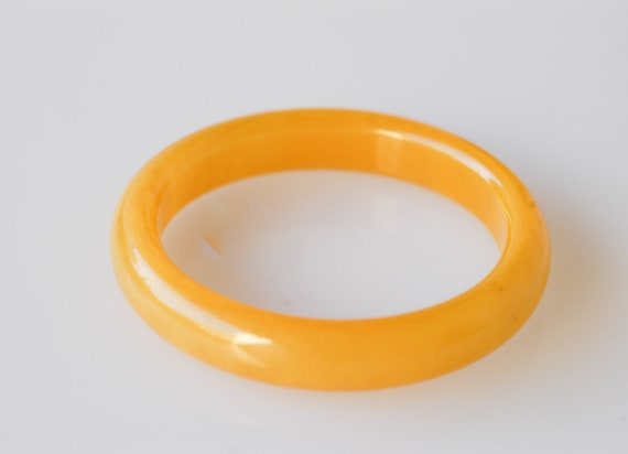 Bakelite Transparante Bangle Gele Eigeel Vintage Spacer Etsy