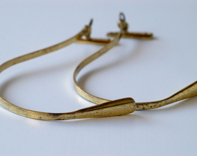 Curtain Holders / Large Brass Curtain Holdbacks / Vintage Curtain Tie