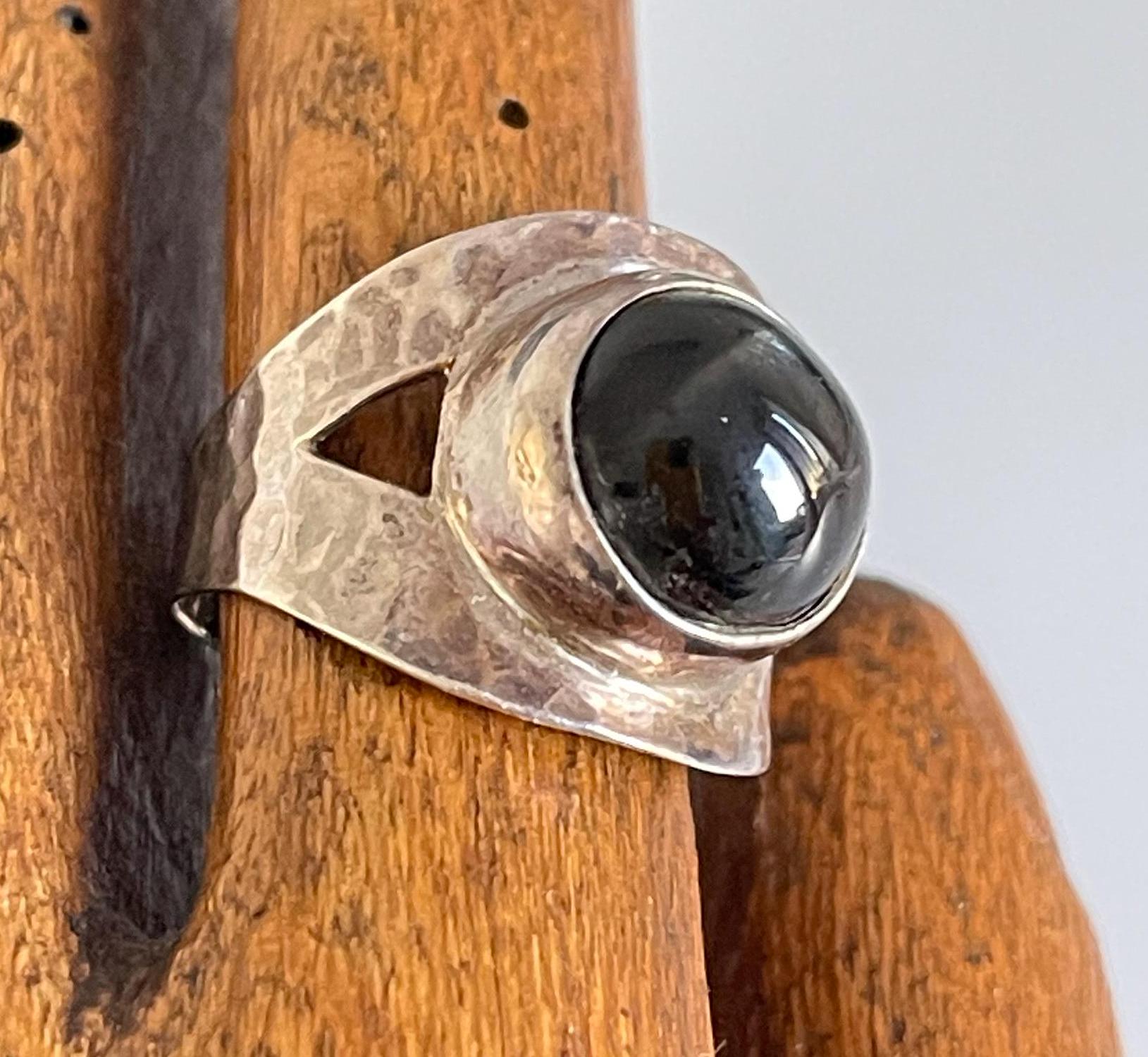 Signet Ring 70s French Vintage Hammered Silver 925 Hallmark