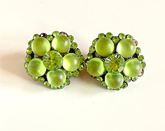 earrings clip-on for earlobe French vintage jewellery green glow flower pretty round floral diamanté studs metal backs midcentury modern 60s