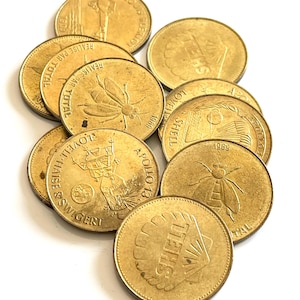 jetons essence station service SHELL TOTAL aviation apollo 13 Armstrong spoutnik programme spatial moderne du milieu du siècle musée versailles