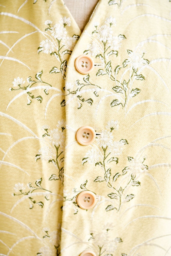 silk waistcoat vintage KENZO gold white flower bu… - image 4