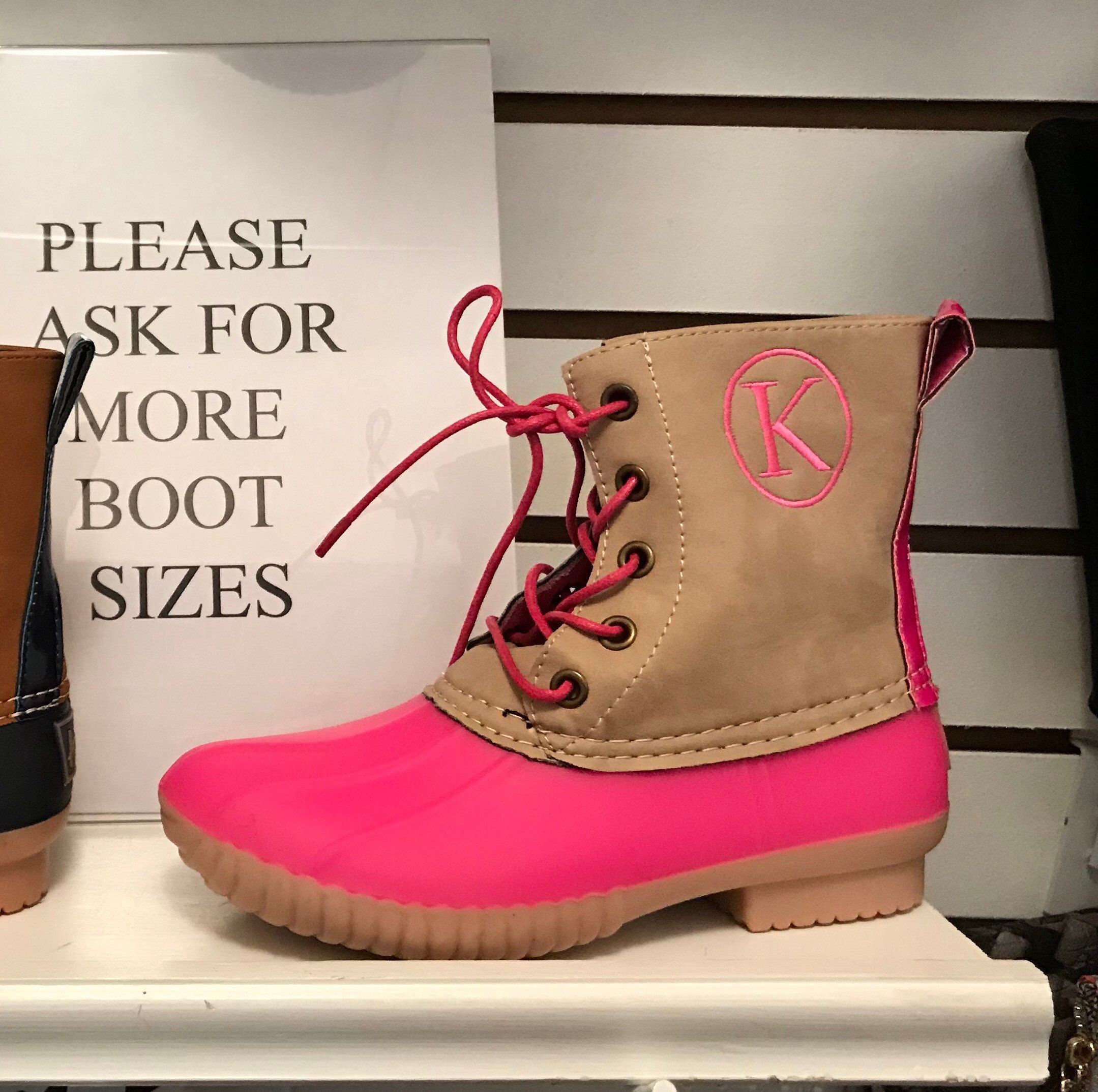 womens duck boots pink
