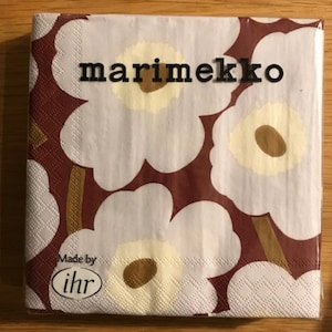 Tovaglioli di carta Unikko grigio bordeaux Marimekko per tavola e decoupage, 20 fogli di tovaglioli a 3 veli, Finlandia