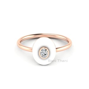 Bellissimo anello ovale in argento smaltato, anello da donna in smalto bianco con micron in oro 18k, regalo per anniversario, fascia delicata, gioielli da sposa in smalto