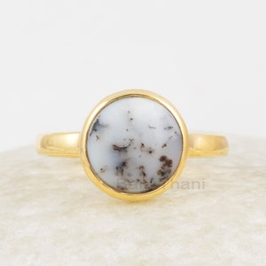 Anillo de ópalo dendrítico, anillo de piedra preciosa redonda de ópalo dendrítico de 10 mm, anillo chapado en oro de 18 k micrones, anillo multicolor de plata 925, anillo blanco y negro